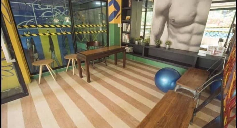 Wohnung zur Miete mit 1 Zimmer in Huai Khwang, Bangkok