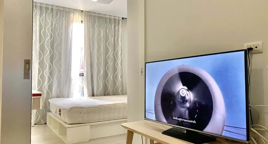 For rent 1 bed condo in Huai Khwang, Bangkok