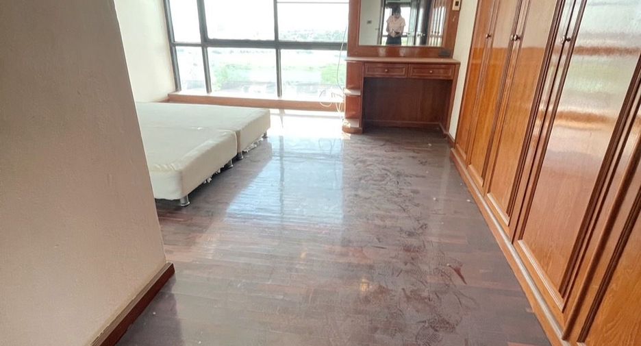 For sale 2 bedrooms condo in Bang Phli, Samut Prakan