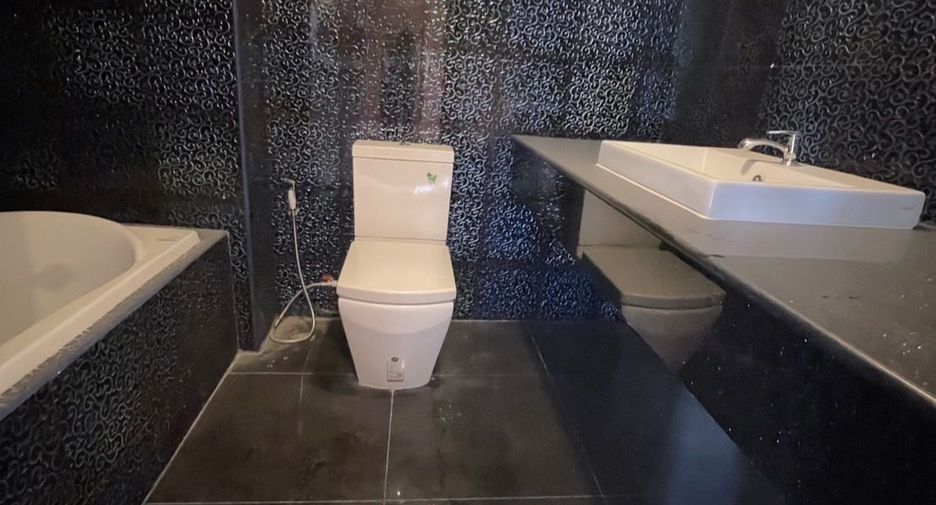 For sale 2 bedrooms condo in Bang Phli, Samut Prakan