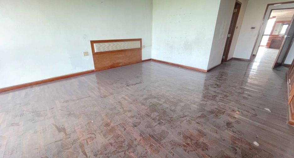 For sale 2 bedrooms condo in Bang Phli, Samut Prakan