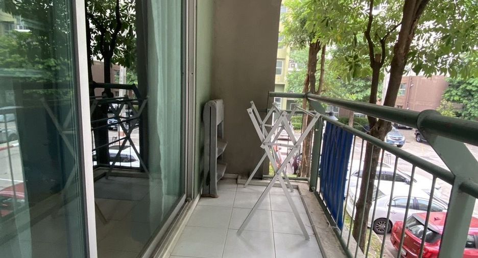For rent studio condo in Don Mueang, Bangkok