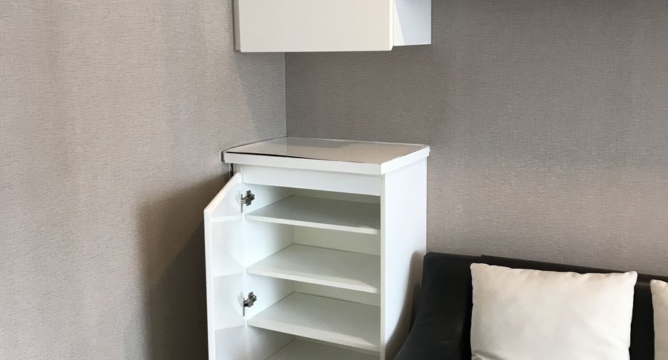 Condo en alquiler de 1 habitaciones en Bang Phlat, Bangkok
