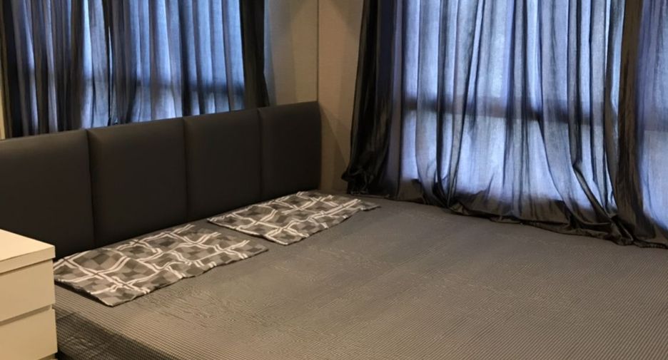 Condo en alquiler de 1 habitaciones en Bang Phlat, Bangkok