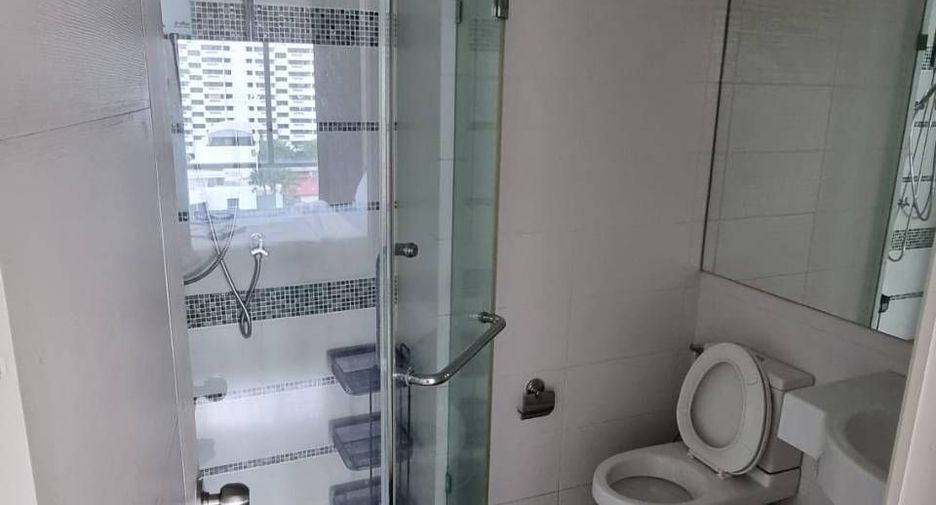 For sale and for rent 1 bed condo in Sathon, Bangkok