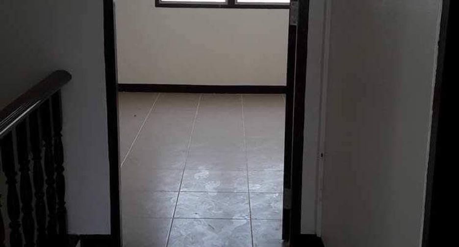For rent 2 bedrooms townhouse in Lat Krabang, Bangkok