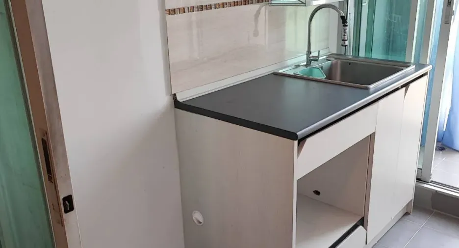 For rent 1 bed condo in Mueang Samut Prakan, Samut Prakan
