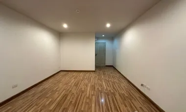 For rent 1 bed condo in Phra Khanong, Bangkok