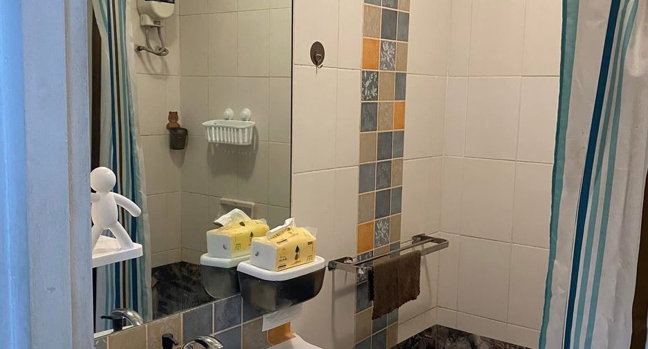 For rent studio condo in Huai Khwang, Bangkok
