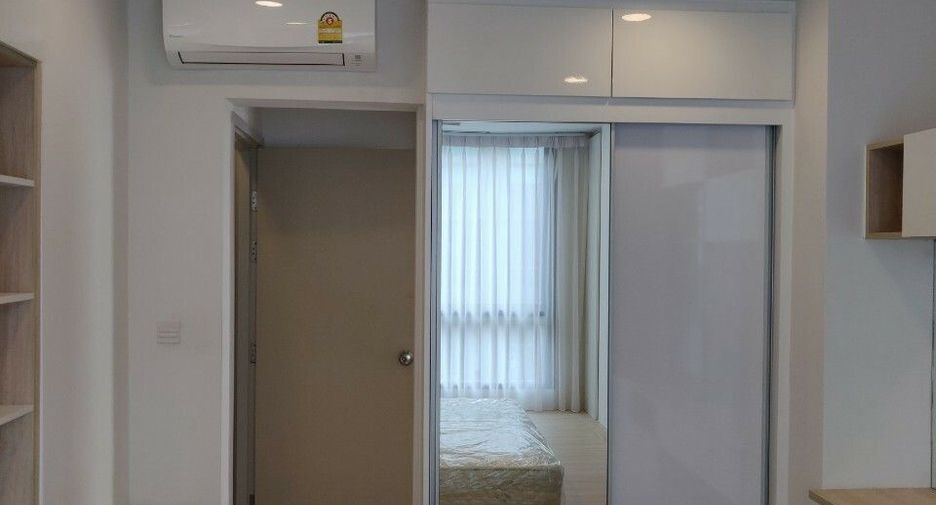 Condo en venta de 2 habitaciones en Phra Khanong, Bangkok