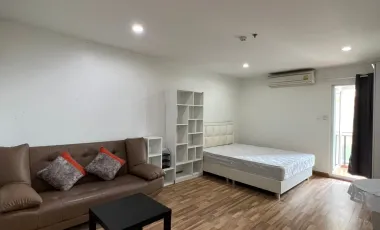 For rent 1 bed condo in Huai Khwang, Bangkok