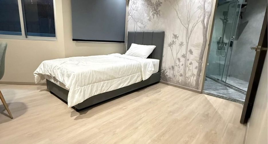 For sale and for rent 2 bedrooms condo in Watthana, Bangkok