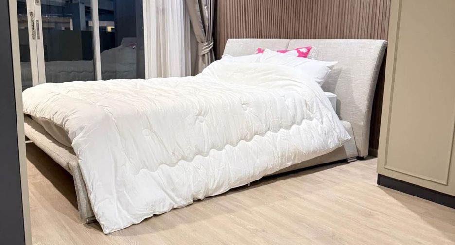 For sale and for rent 2 bedrooms condo in Watthana, Bangkok