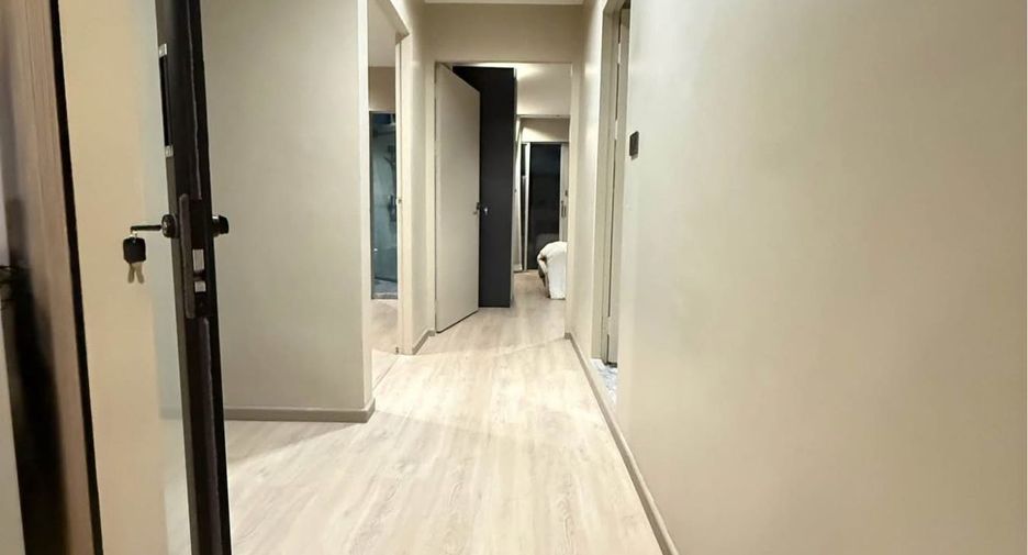 For sale and for rent 2 bedrooms condo in Watthana, Bangkok