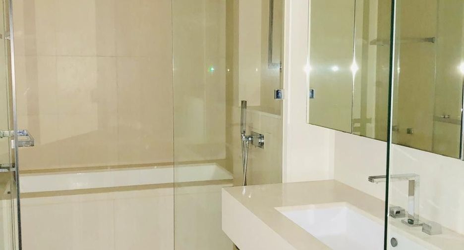 For sale and for rent 3 bedrooms condo in Sathon, Bangkok