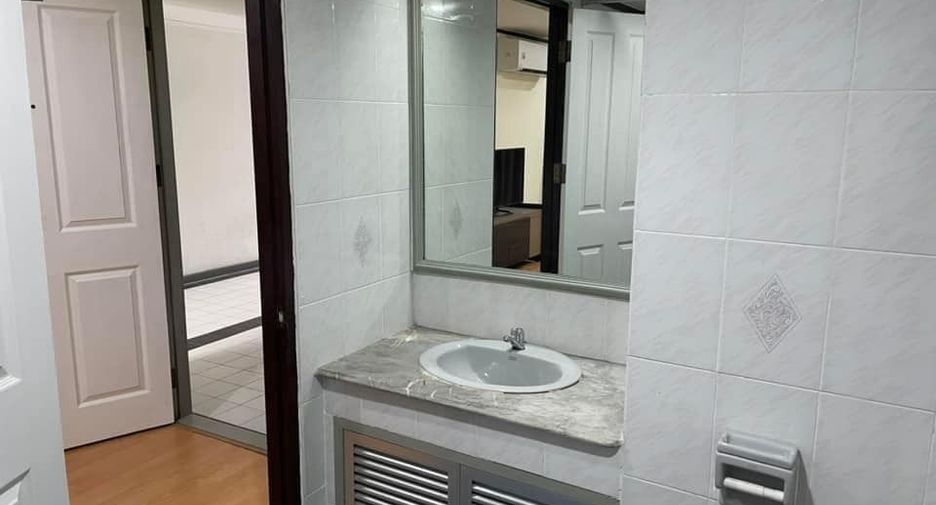 Condo en alquiler de 1 habitaciones en Suan Luang, Bangkok