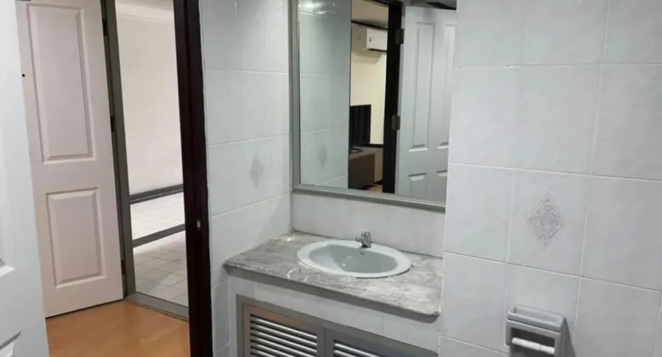 For rent 1 bed condo in Suan Luang, Bangkok