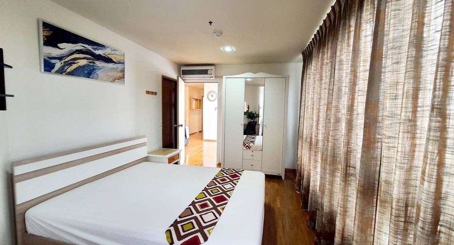 For sale 3 bedrooms condo in Bang Kho Laem, Bangkok