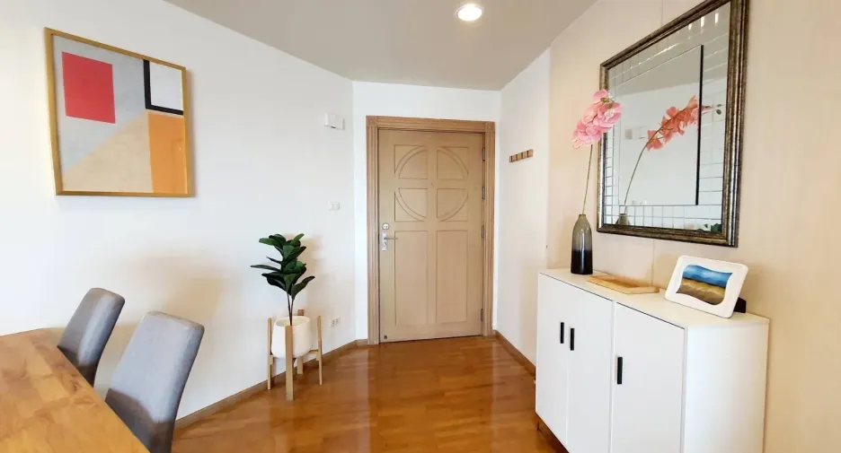 For sale 3 bedrooms condo in Bang Kho Laem, Bangkok
