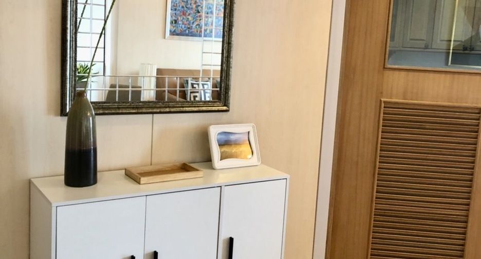 For sale 3 bedrooms condo in Bang Kho Laem, Bangkok