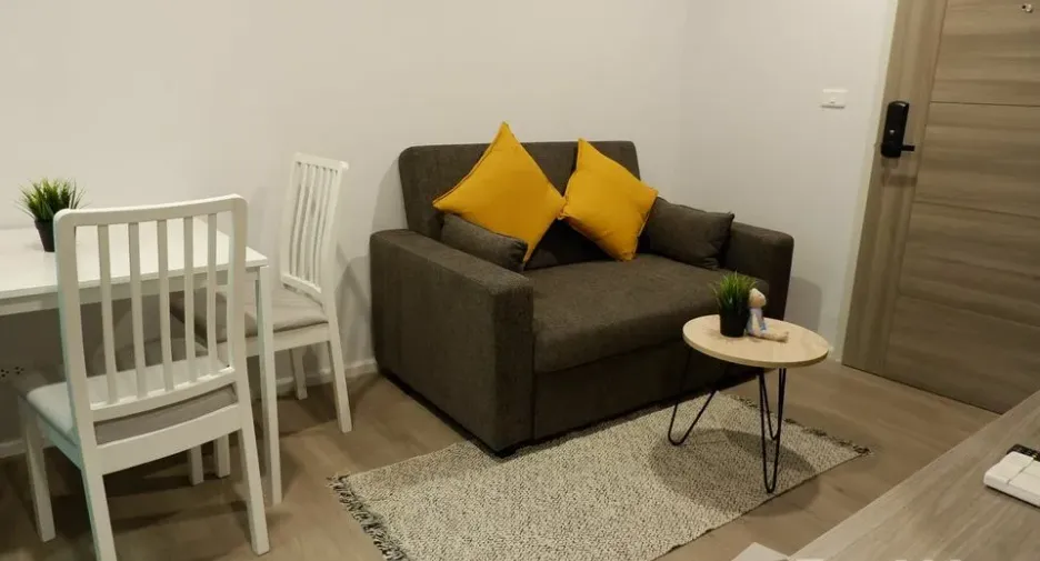 Condo en alquiler de 1 habitaciones en Bang Na, Bangkok
