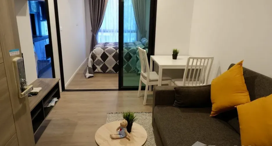 Condo en alquiler de 1 habitaciones en Bang Na, Bangkok