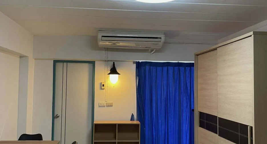 For sale studio condo in Wang Thonglang, Bangkok