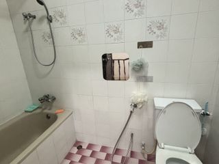 For rent 2 bedrooms townhouse in Mueang Samut Prakan, Samut Prakan