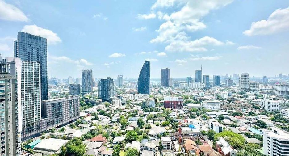 出售 和 出租 1 卧室 公寓 在 Khlong Toei, 曼谷