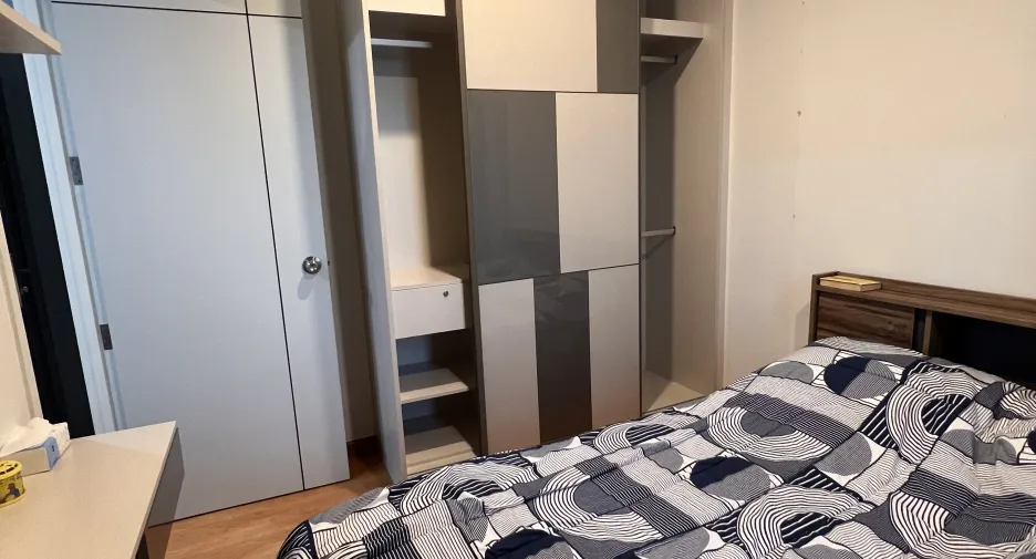 For sale 2 bedrooms condo in Mueang Samut Prakan, Samut Prakan
