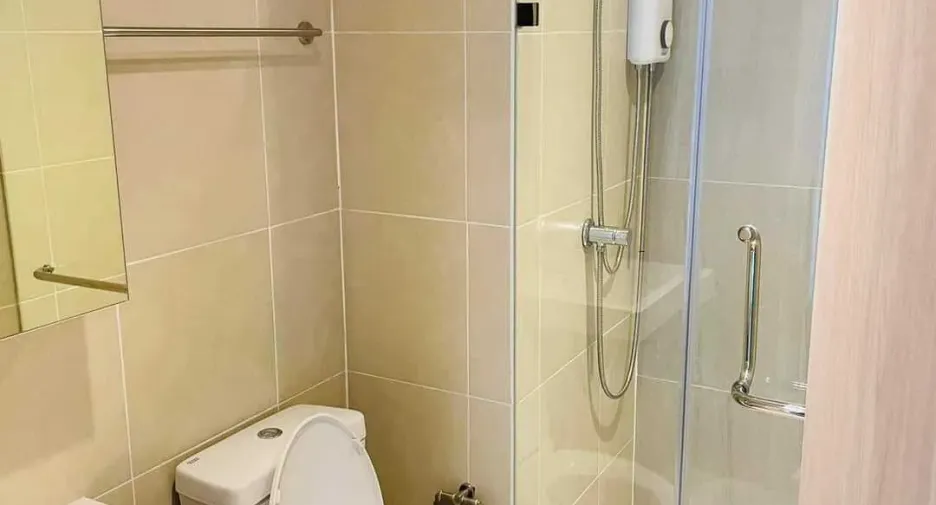 For rent 1 bed condo in Bang Khun Thian, Bangkok