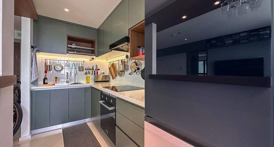 For sale 2 bedrooms condo in Yan Nawa, Bangkok