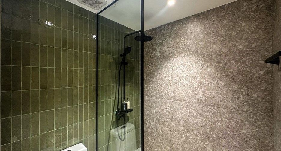 For sale 2 bedrooms condo in Yan Nawa, Bangkok