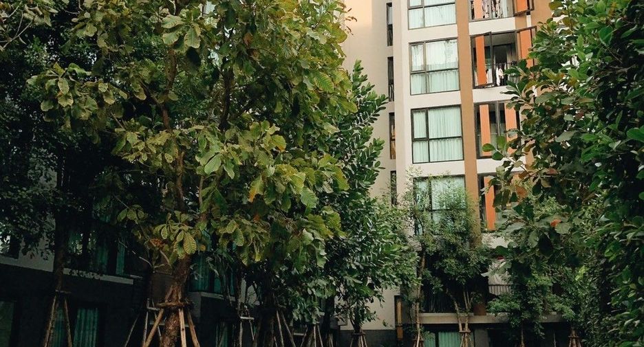 À vendre 2 chambres condo à Khlong Toei, Bangkok
