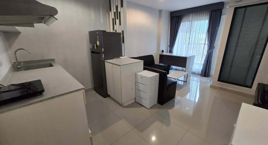 For sale 1 bed condo in Phra Khanong, Bangkok