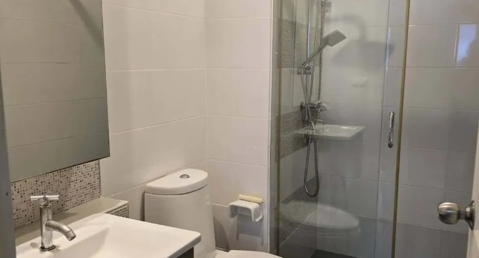 For sale 1 bed condo in Phra Khanong, Bangkok