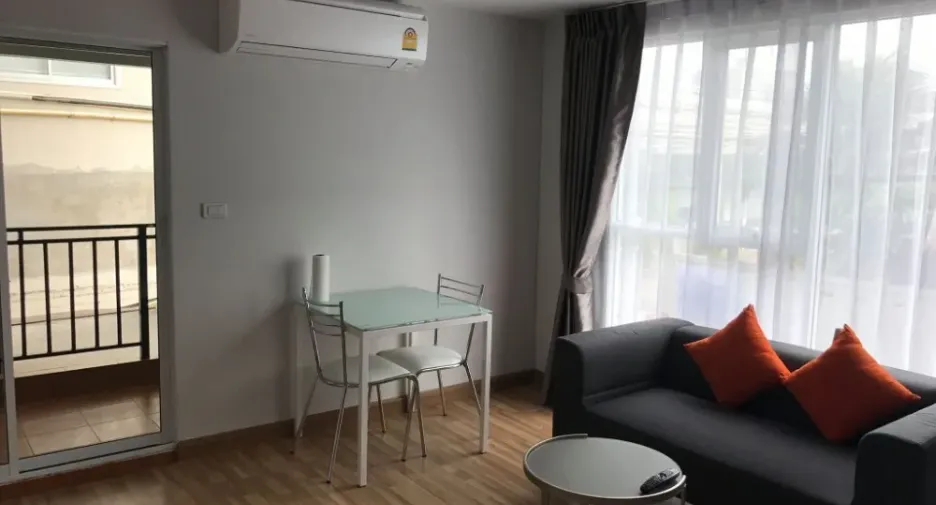 For rent studio condo in Phra Khanong, Bangkok