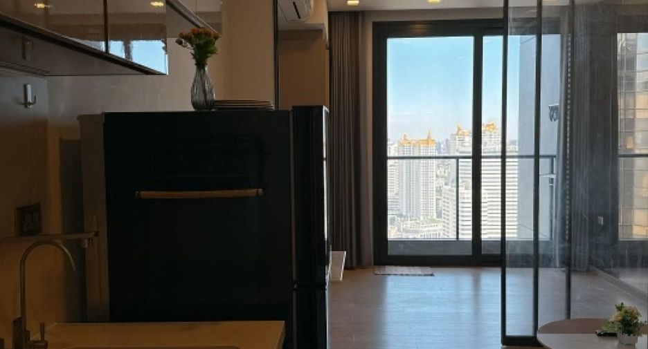 For sale スタジオ condo in Huai Khwang, Bangkok