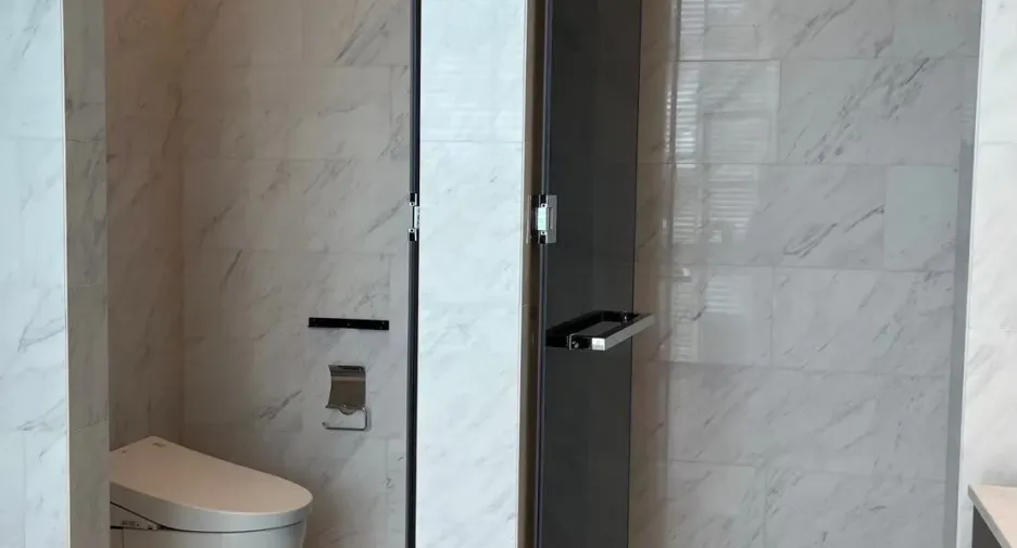 À vendre 2 chambres condo à Pathum Wan, Bangkok