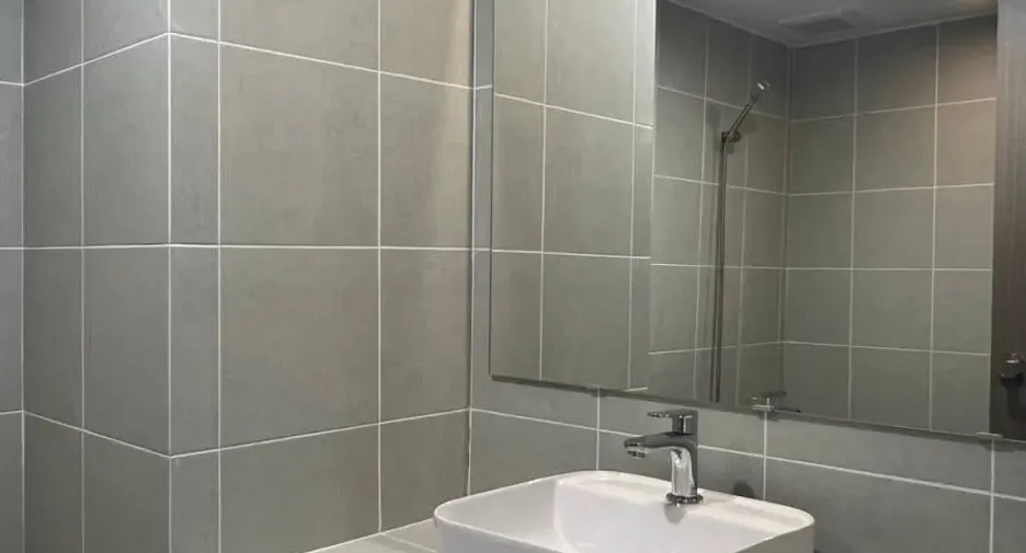 For sale 1 bed condo in Huai Khwang, Bangkok