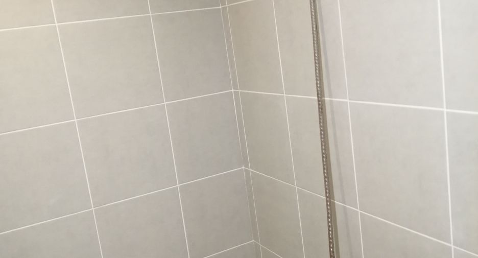 For sale 1 bed condo in Huai Khwang, Bangkok