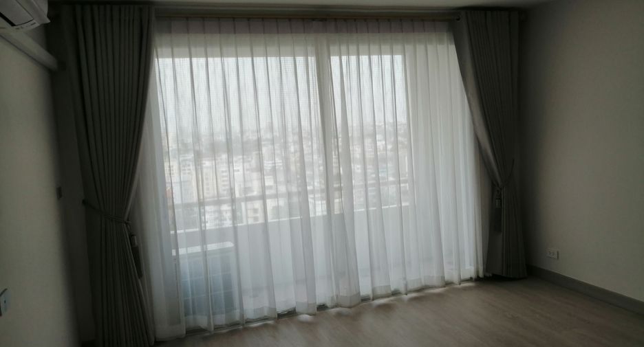 For sale 1 bed condo in Huai Khwang, Bangkok