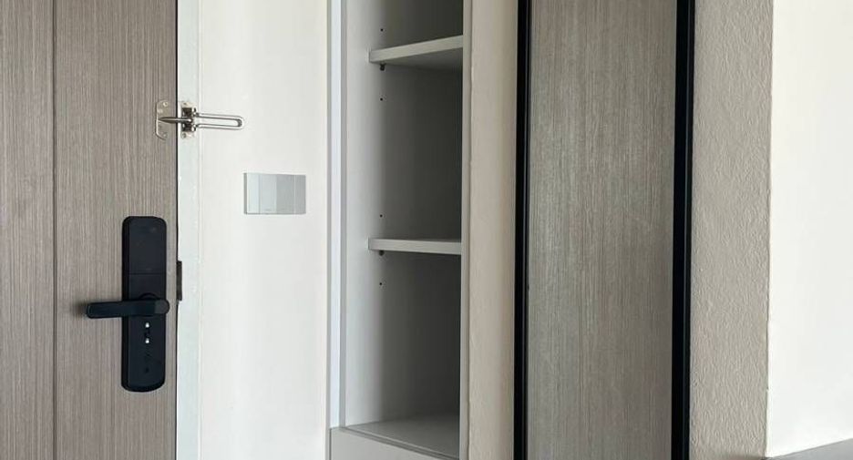 For sale 1 bed condo in Huai Khwang, Bangkok