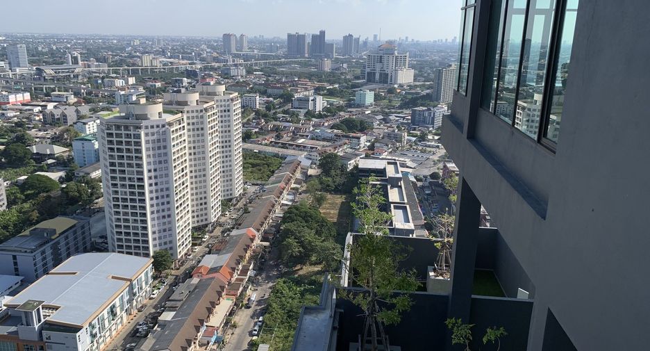 For sale 2 bedrooms condo in Bang Kapi, Bangkok