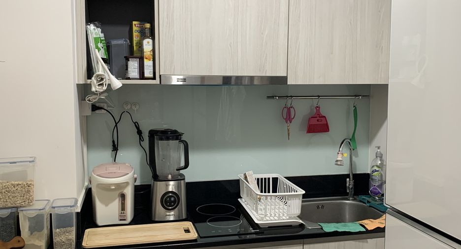 For sale 2 bedrooms condo in Bang Kapi, Bangkok