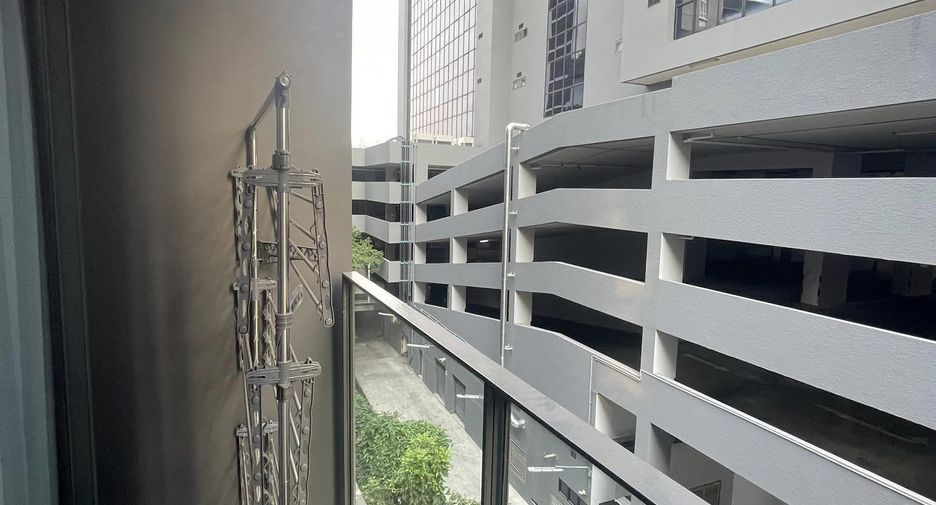 Wohnung zum Kauf und zur Miete mit 1 Zimmer in Khlong Toei, Bangkok