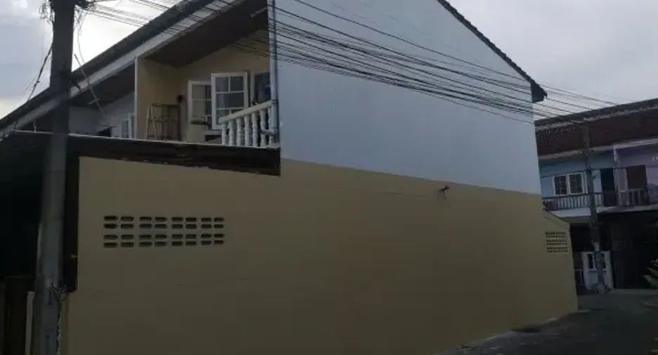For rent 2 bedrooms townhouse in Min Buri, Bangkok