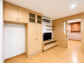 For sale 1 bed condo in Khlong Toei, Bangkok