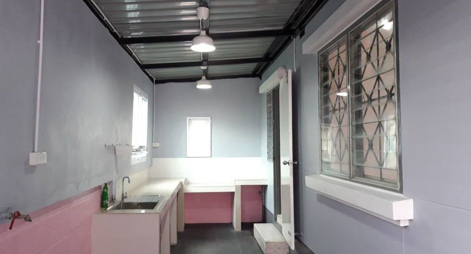 For rent 2 bedrooms house in Bang Phli, Samut Prakan