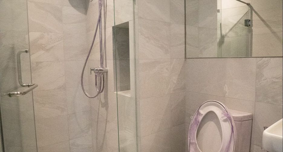 For sale studio condo in Watthana, Bangkok